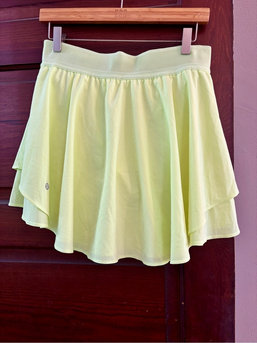 Lululemon Court Rival High-Rise Skirt in Electric Lemon Size 8 - Picture 4 of 10